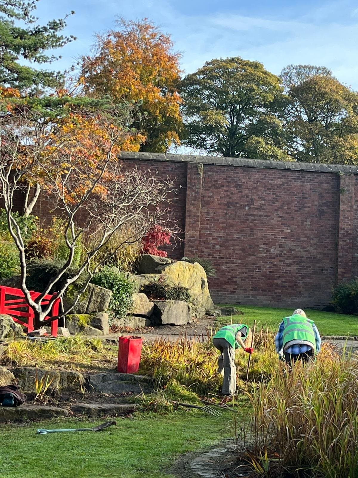 Saturday morning health and wellbeing team garden artwork 3